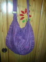 cartera color morado